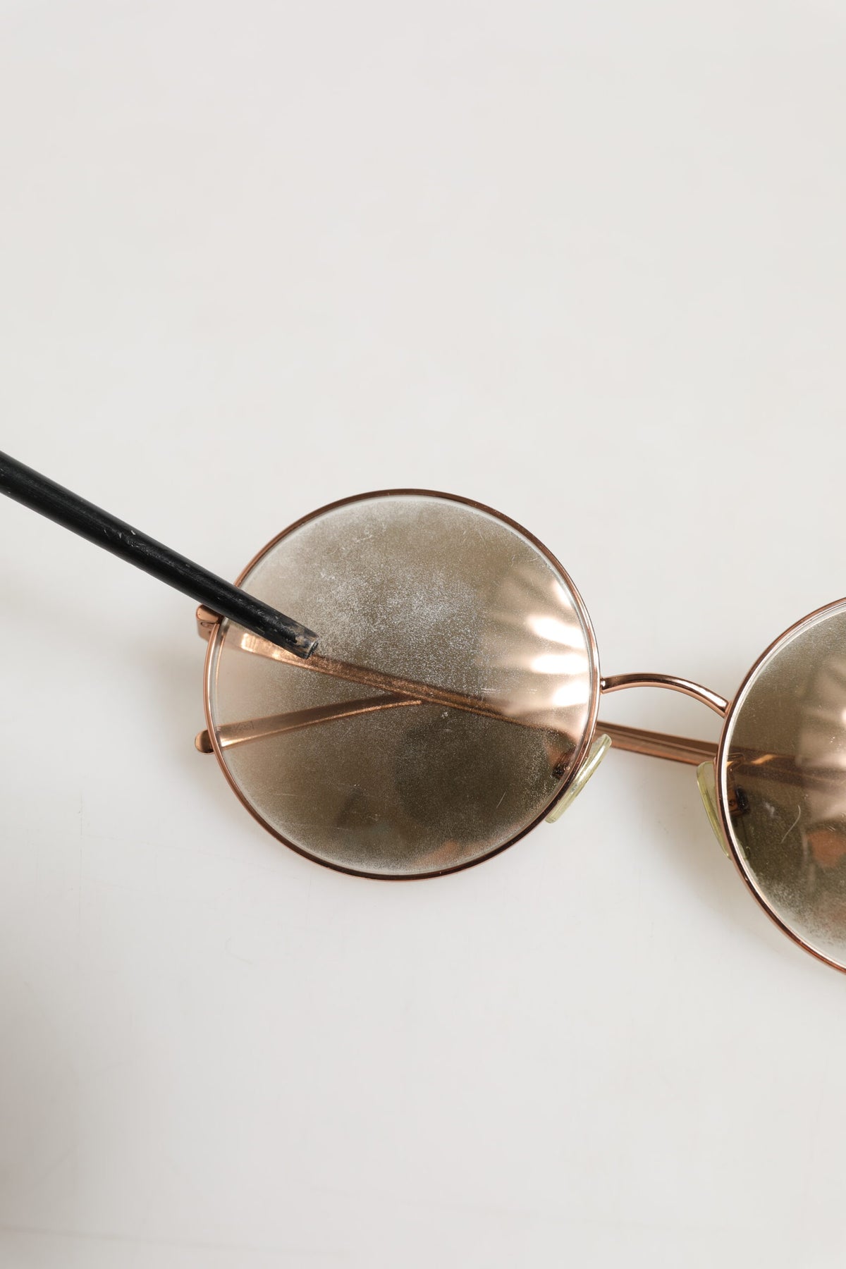 DG2215K Gold Metal Round Shades Eyewear Sunglasses