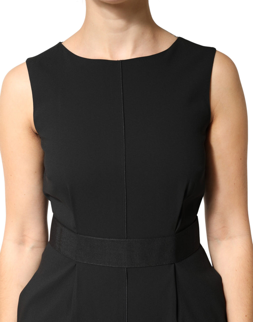 Black Sleeveless Sheath Knee Length Dress